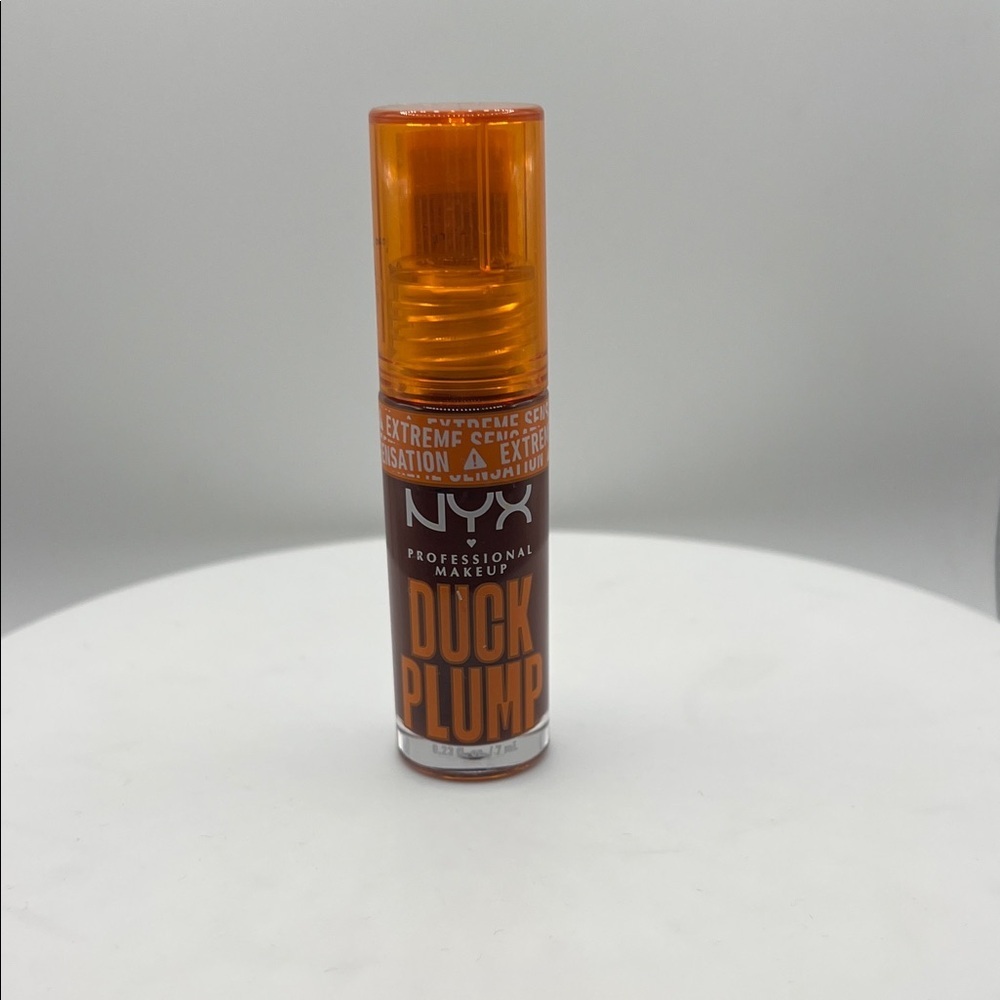 NYX Duck Plump Lipstick Twice the Spice